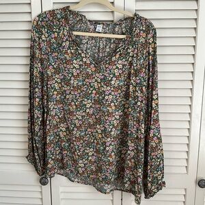 Old Navy Split Neck Blouse